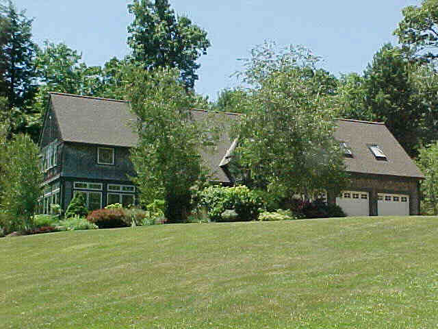 Building photograph for 8 UPPER ROAD
